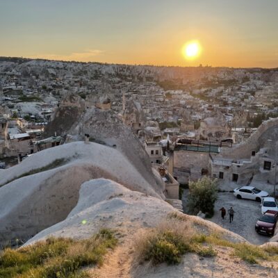 Poznávací zájazd Cappadocia západ slnka nad Goreme