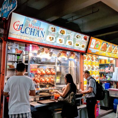 singapur dovolenka hawker chan