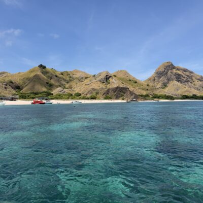 Zájazd Malajzia Singapur Indonézia NP Komodo plavba Pink beach