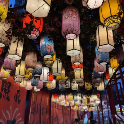 Zájazd Čína Chengdu večerné mesto